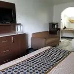 Homebridge Inn And Suites